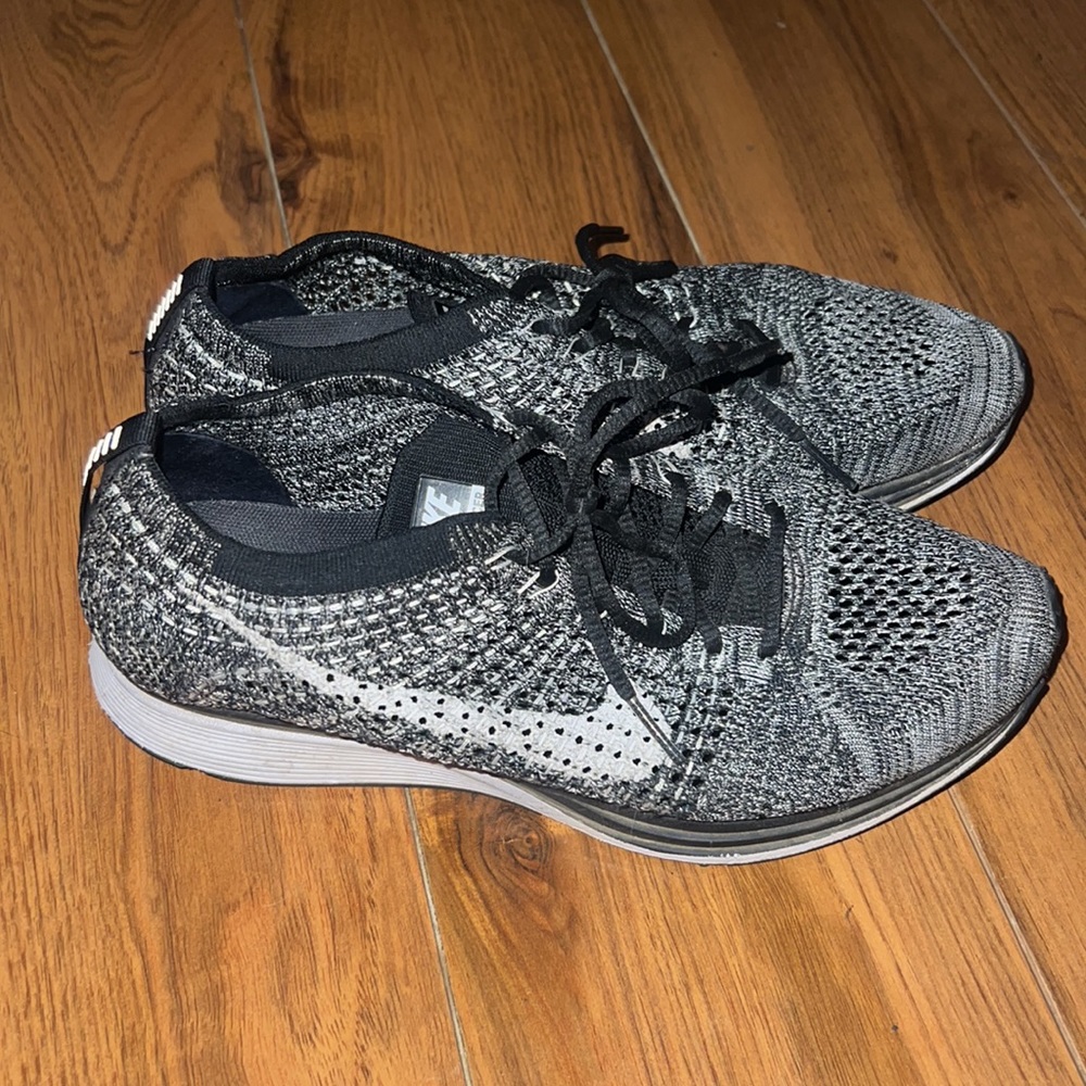 Nike Flyknit Racers